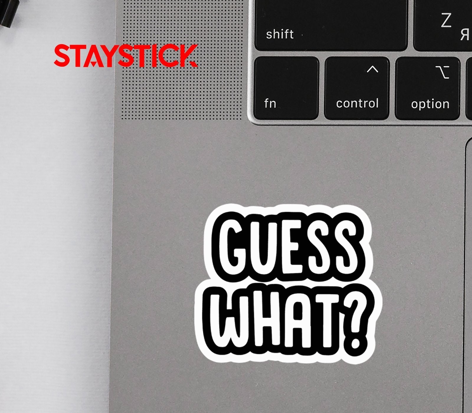 GUESS STICKER Metalized Sticker